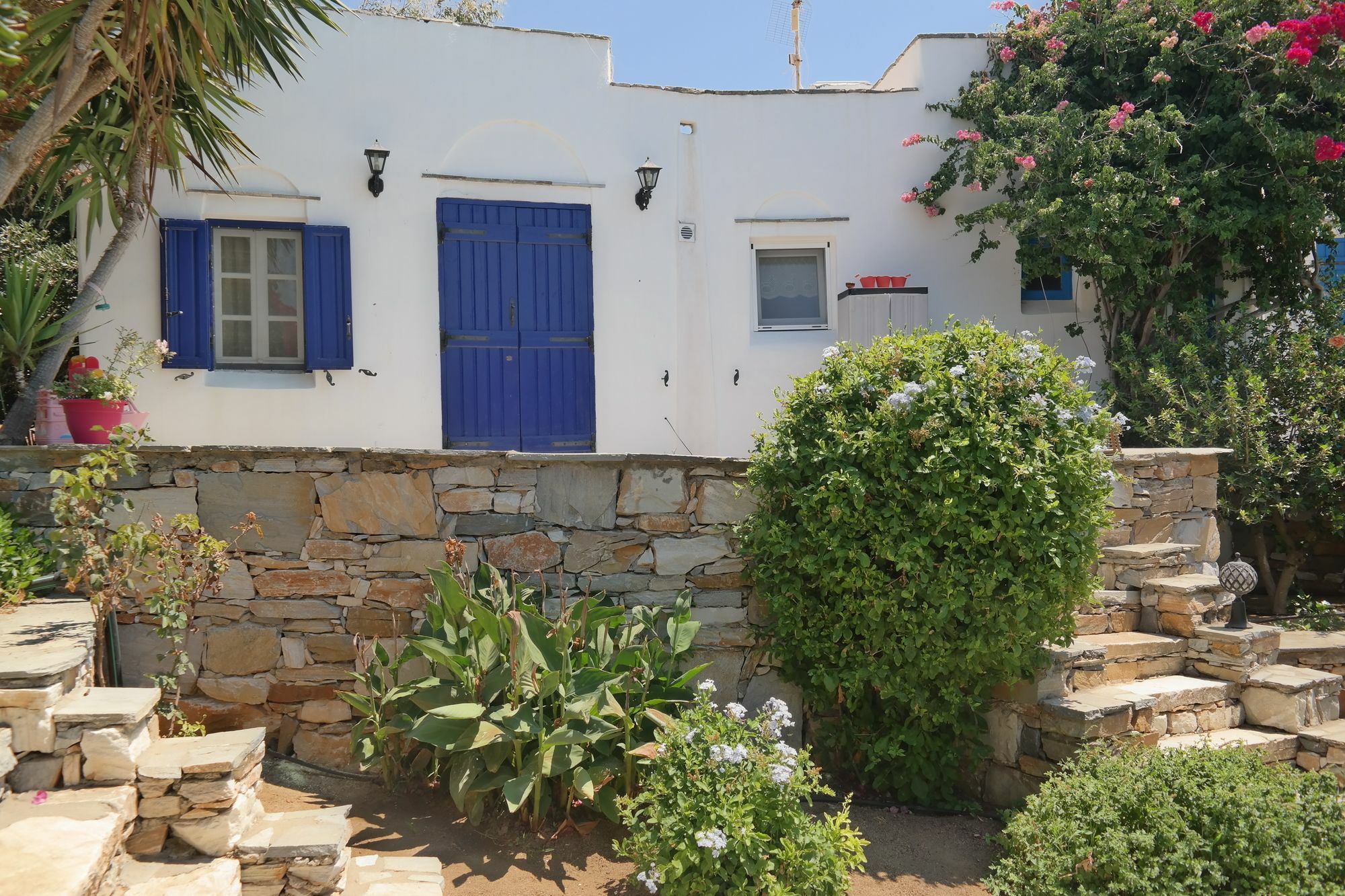 Sun Rock Apartments Stelida  Bagian luar foto